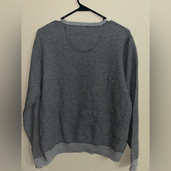 Amicale 100% Cashmere Gray Pullover Sweater - Picture 3 of 3